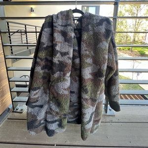 Super Comfortable Camouflage Furry Jacket